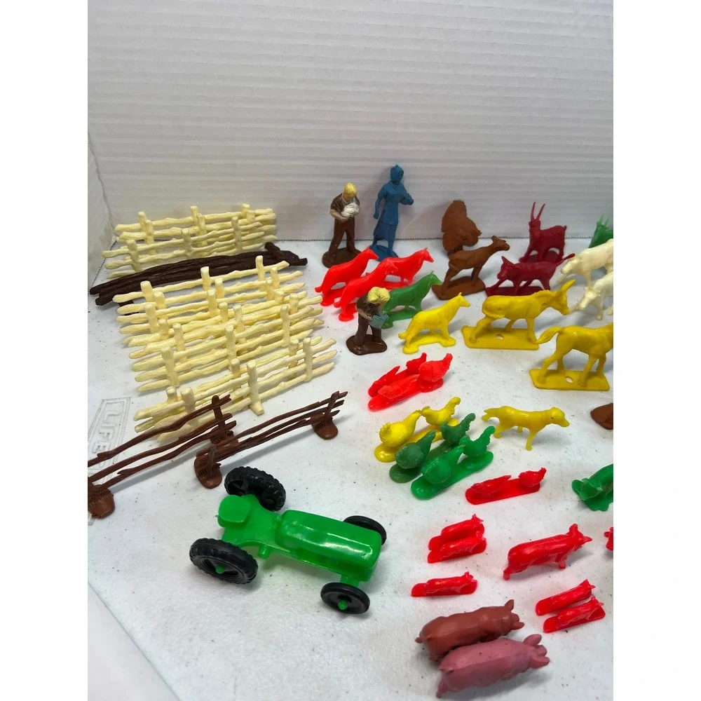 Vintage Plastic Farm Animals Figures Lot Fencing Tractor People Multi Color Toy